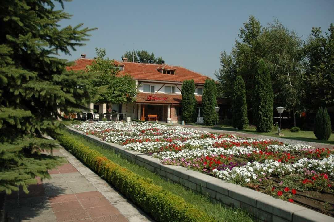 Motel Paradise Oryakhovo Екстер'єр фото